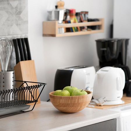 Spacious 82 M2 Two Bedroom Classy Apartment Near City Center 테살로니키 외부 사진